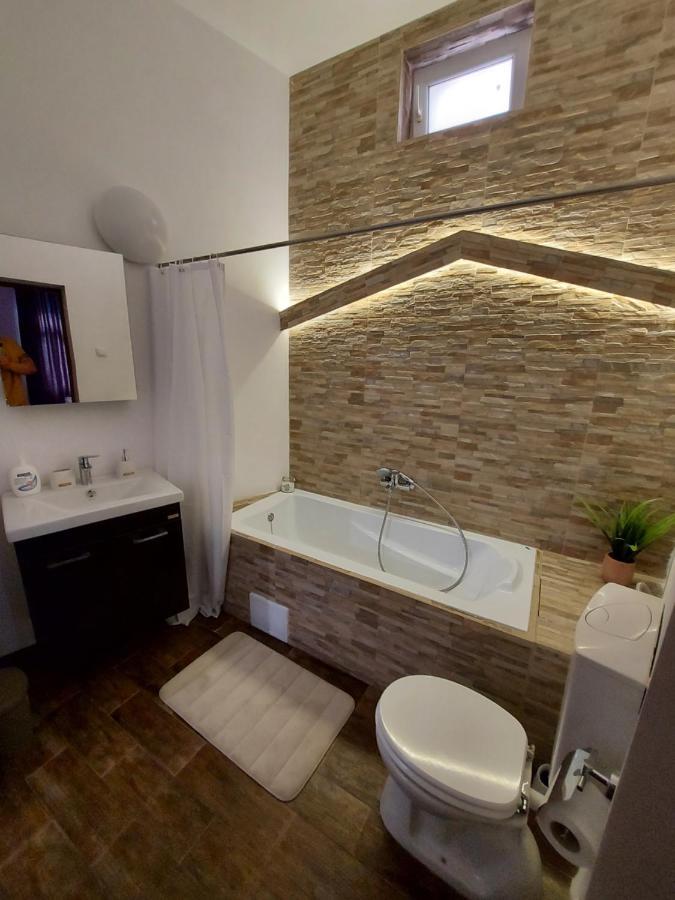 Apartament Ultracentral Oradea Exterior foto
